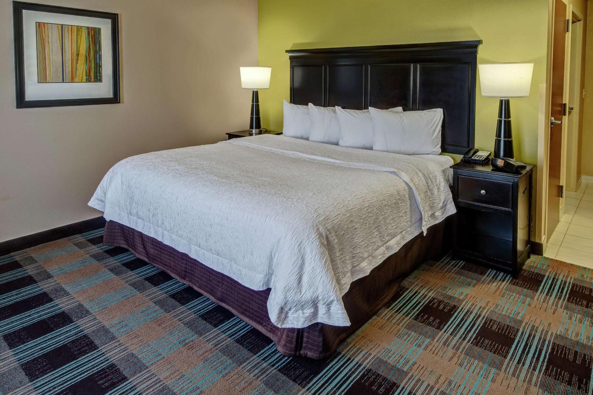 Hotel Hampton & 3*