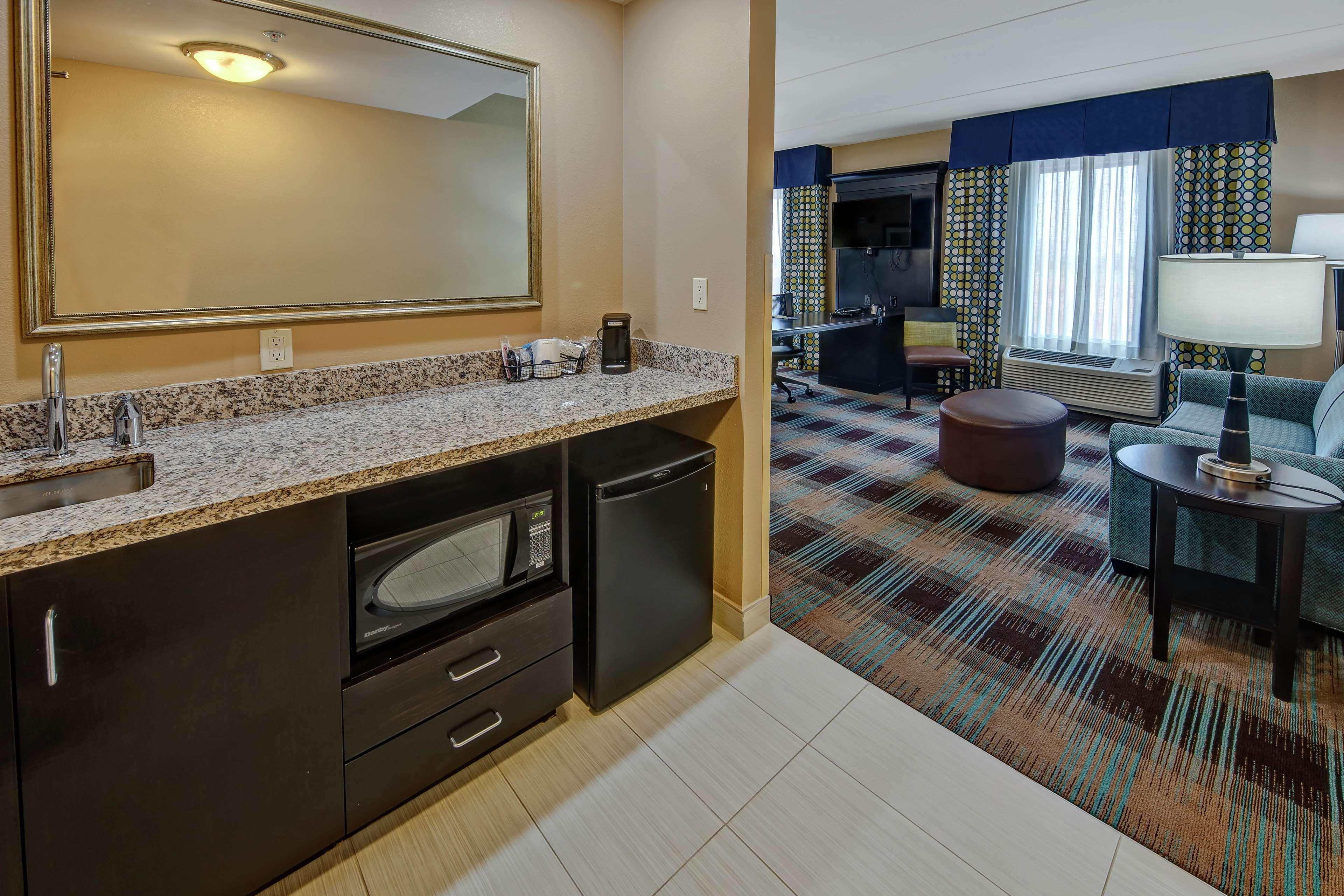 Hotel Hampton & 3*