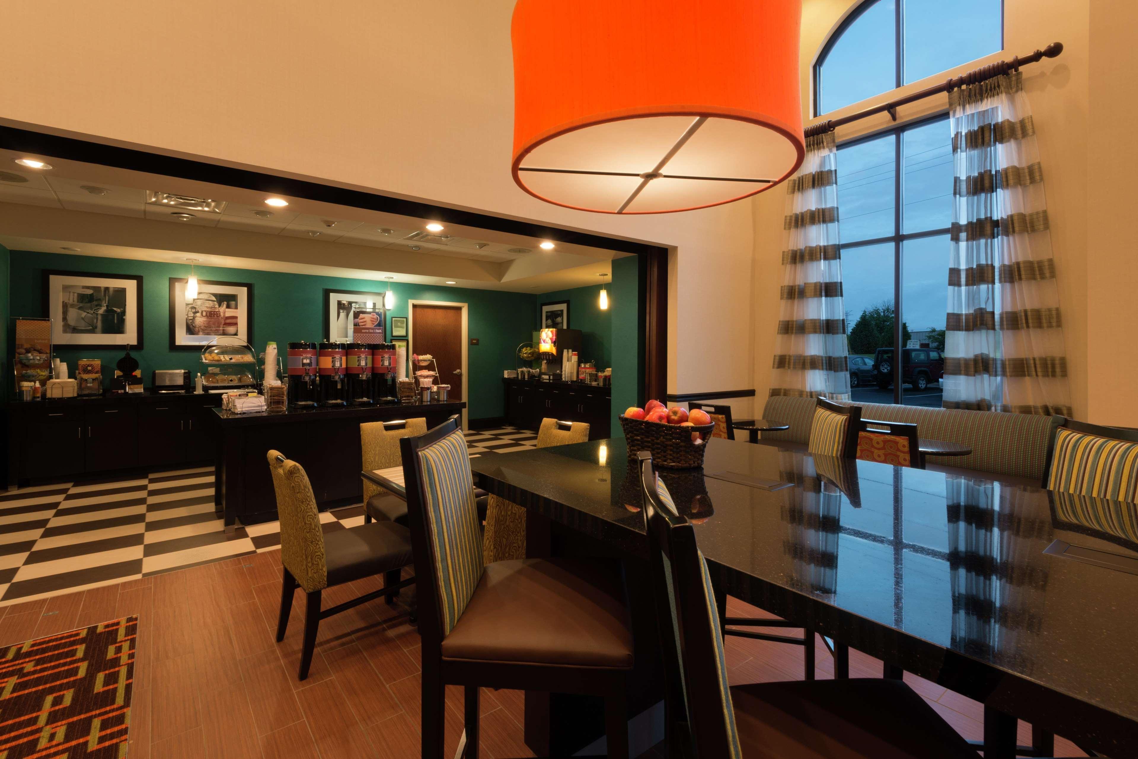 Hotel Hampton & Clarksville