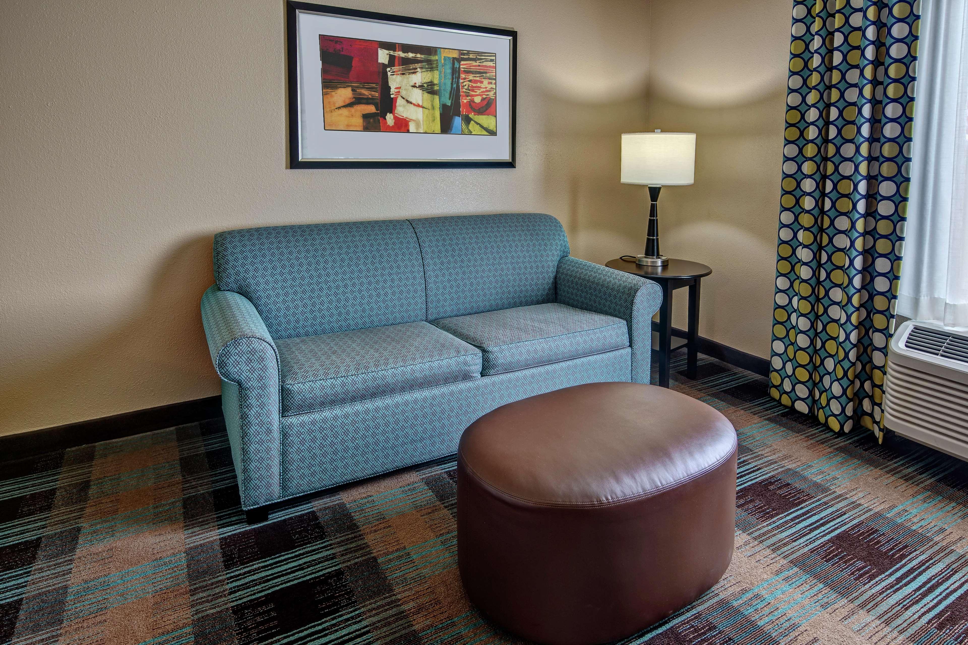 Hotel Hampton & 3*