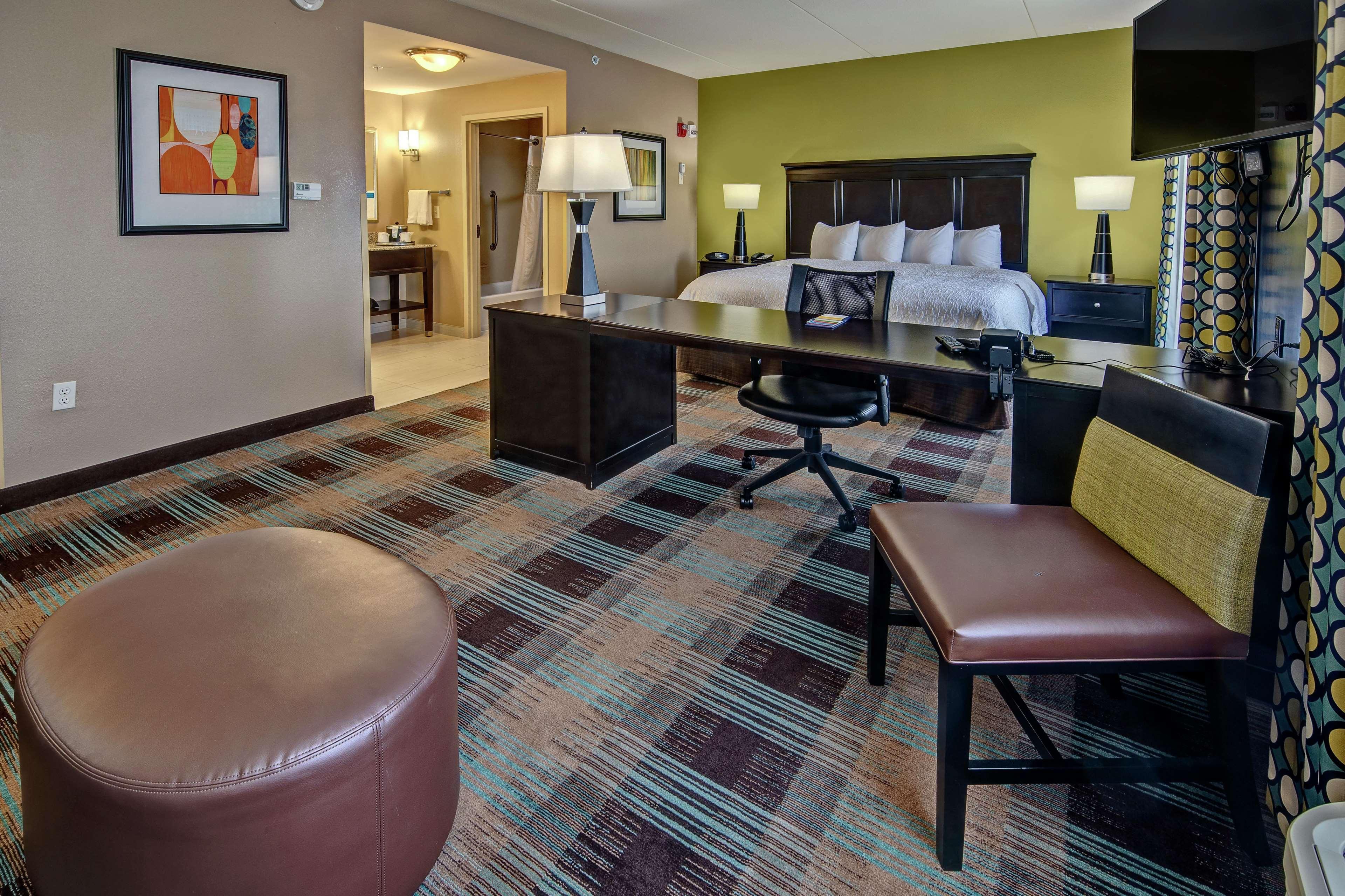 Hotel Hampton & 3*