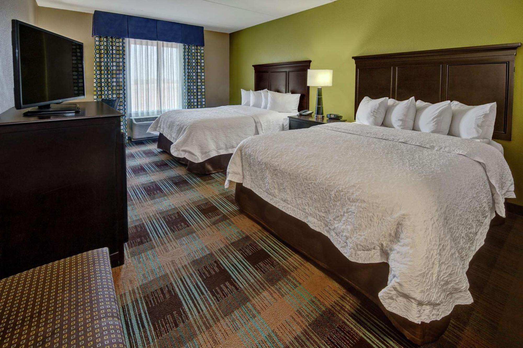 Hotel Hampton & 3*
